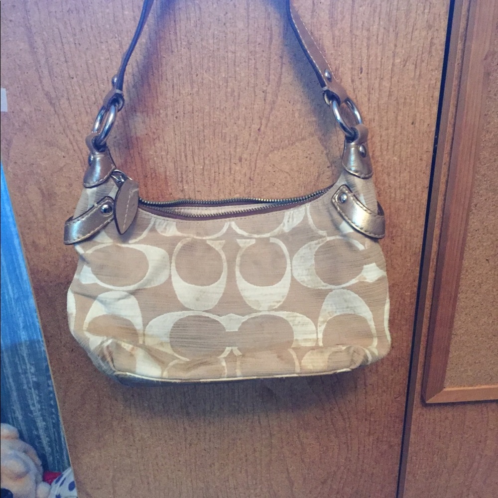 Used Authentic Small Coach Purse - Picture 2 of 4